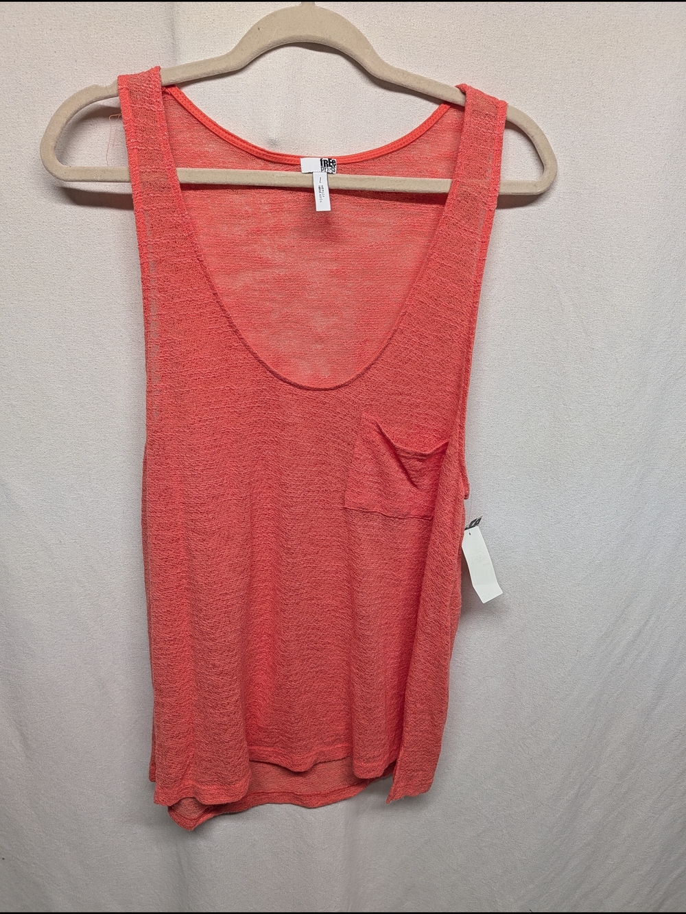 Lightweight Coral Tank Top with Pocket - Unbranded